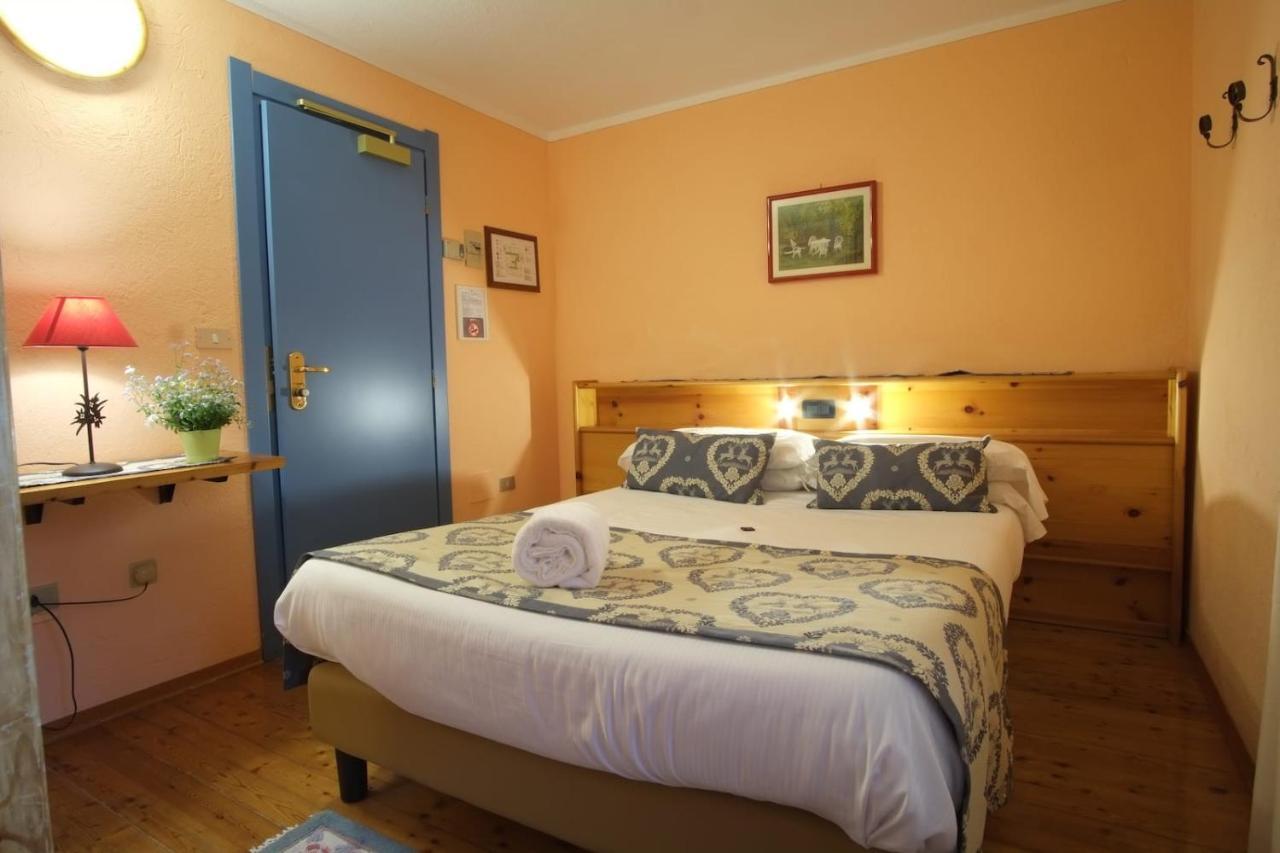 Hotel Granta Parey Рем-Нотр-Дам Экстерьер фото