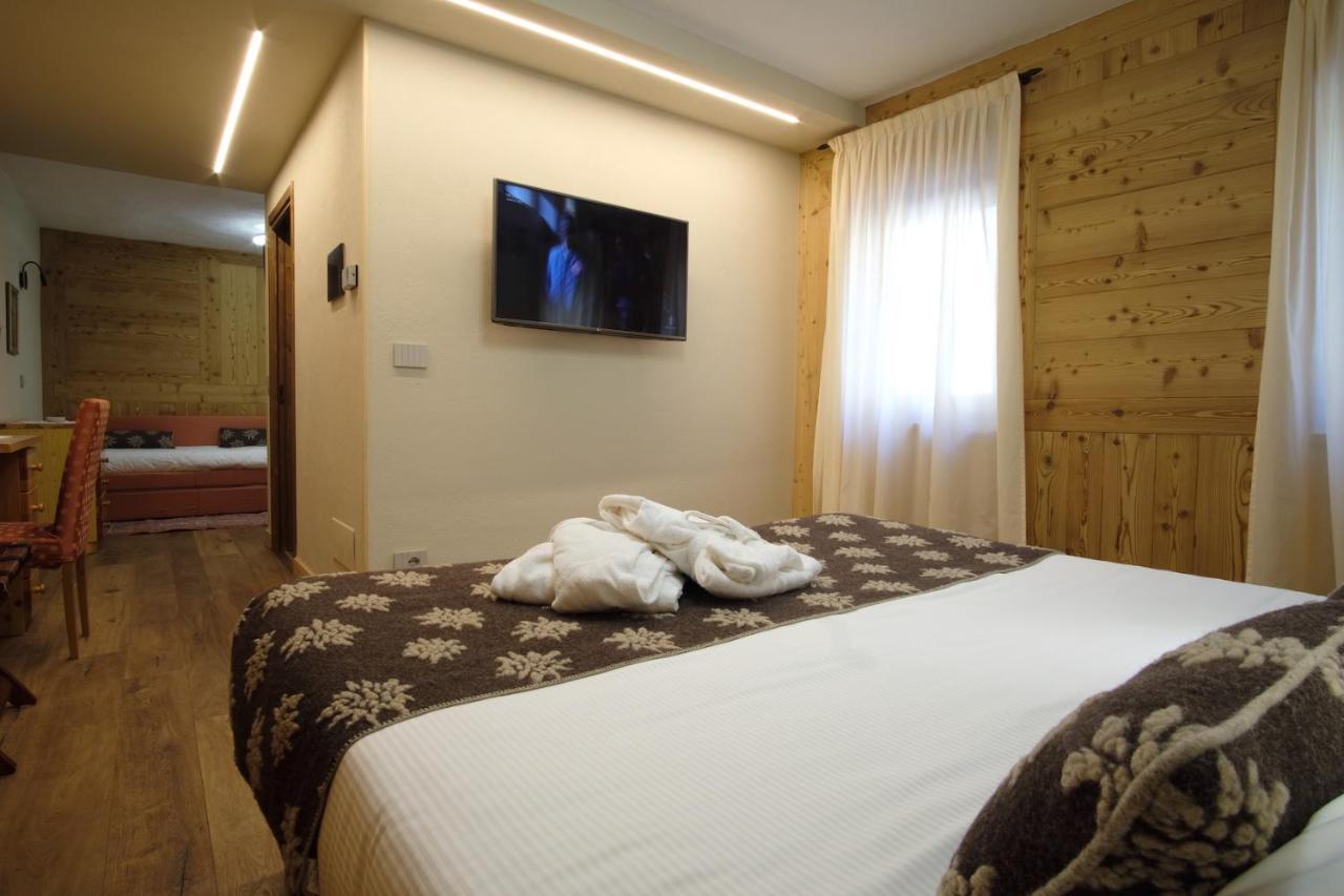 Hotel Granta Parey Рем-Нотр-Дам Экстерьер фото