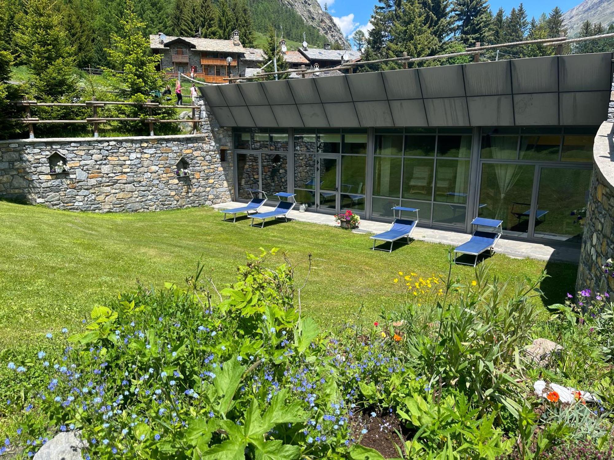 Hotel Granta Parey Рем-Нотр-Дам Экстерьер фото