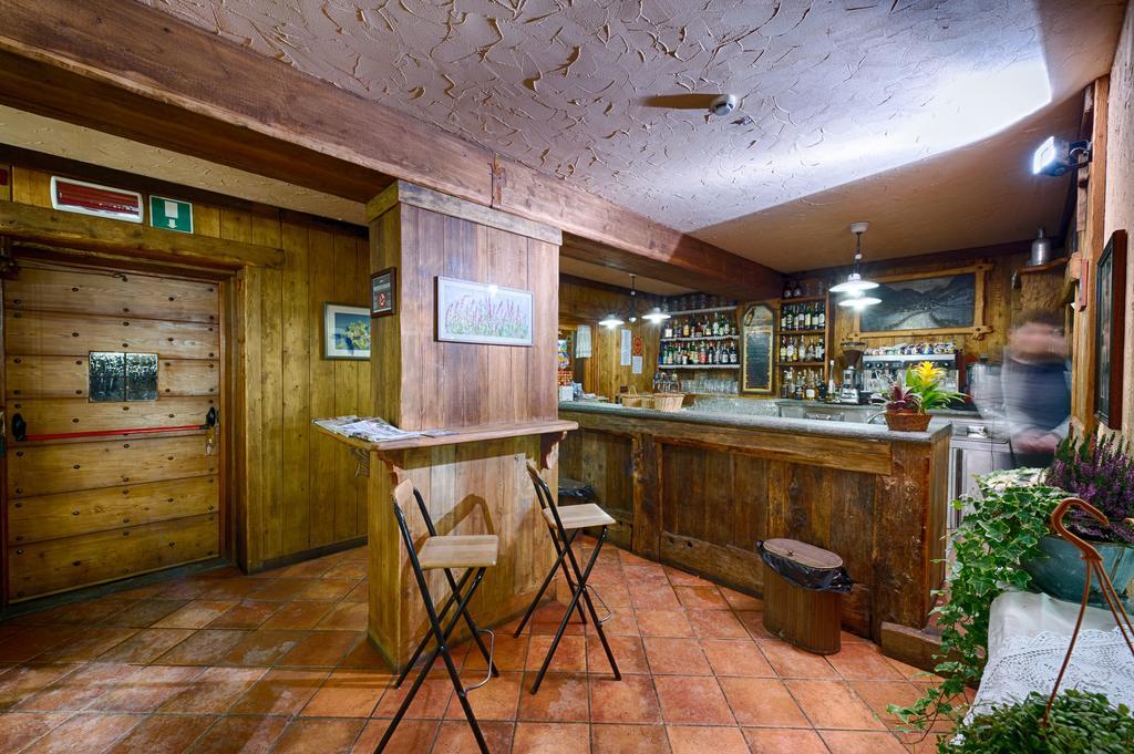 Hotel Granta Parey Рем-Нотр-Дам Экстерьер фото